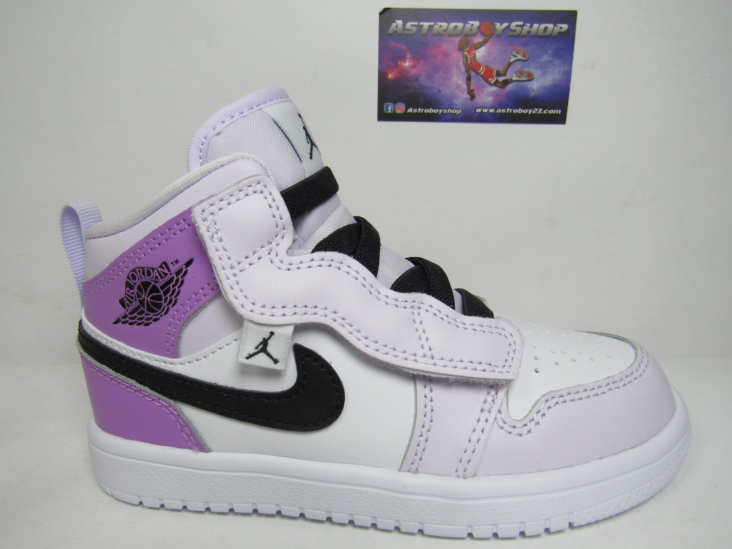 JORDAN 1 MID PS KIDS BARELY GRAPE EN CAJA (17 CM)