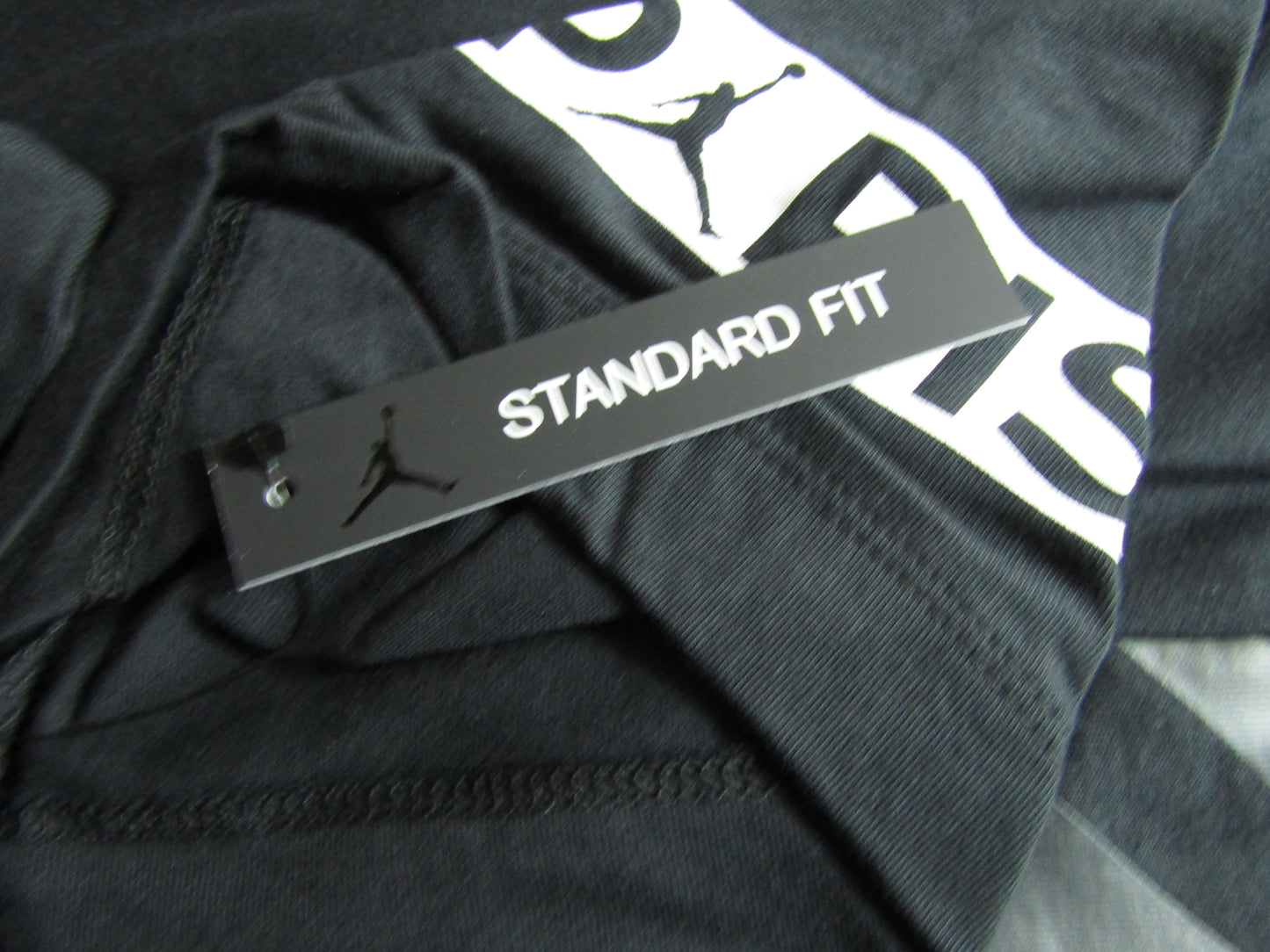 PLAYERA JORDAN X PSG PARIS LOGO FRONTAL BLACK
