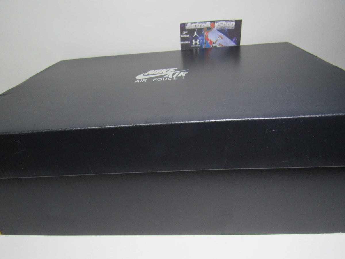 NIKE AIR FORCE ONE LUCHA LIBRE EN CAJA