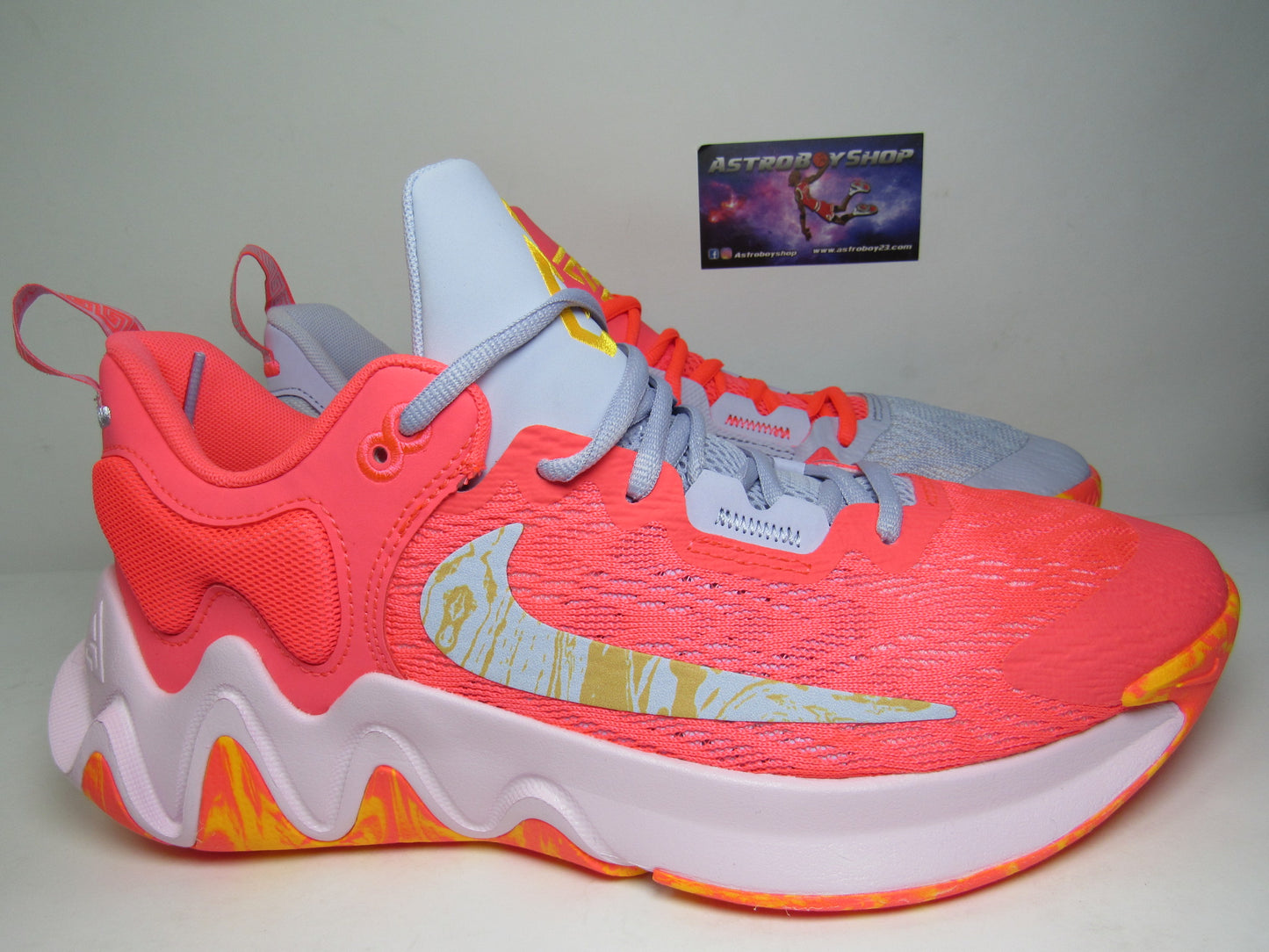 GIANNIS IMMORTALITY 2 HOT PUNCH EN CAJA NIKE