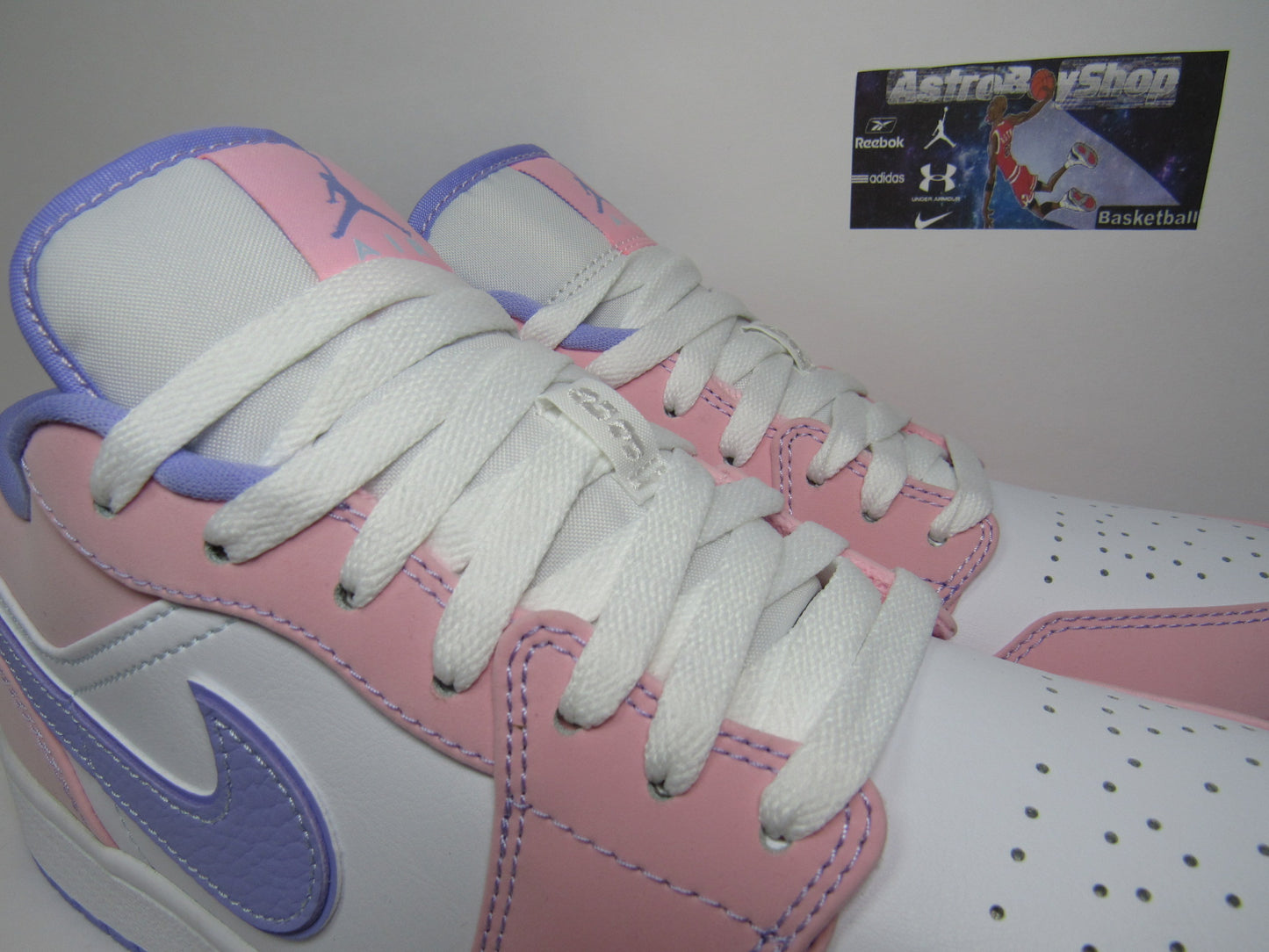 JORDAN 1 LOW ARTIC PUNCH PASCUA EN CAJA