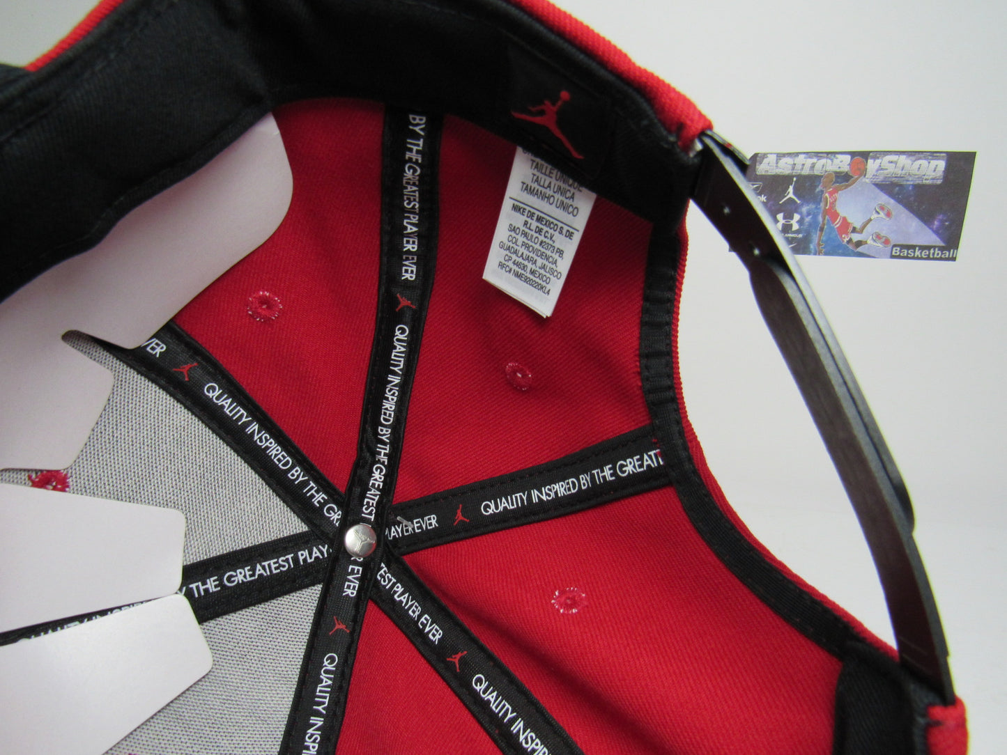 GORRA PLANA JORDAN JUMPMAN BRED BULLS UNITALLA