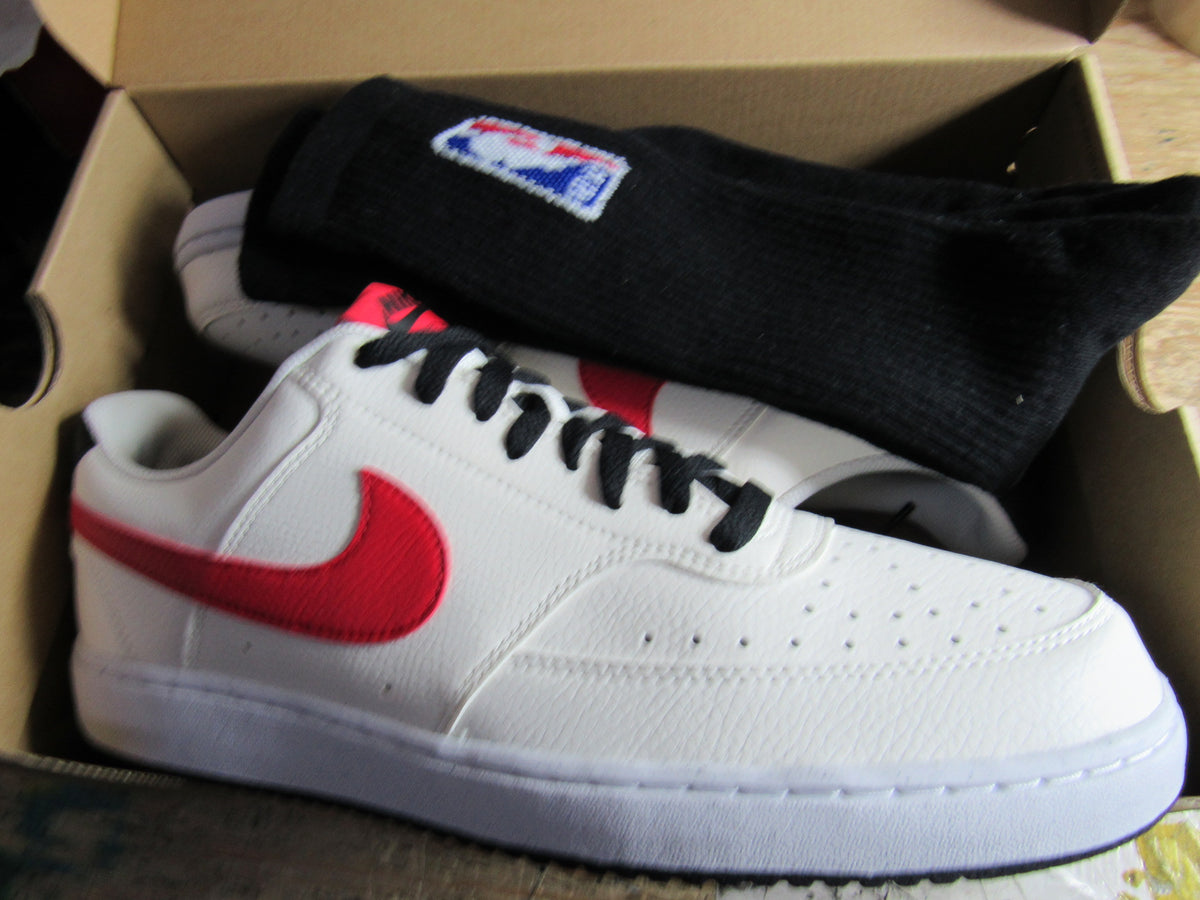 NIKE COURT VISION LOW NEXT NATURE RED EN CAJA
