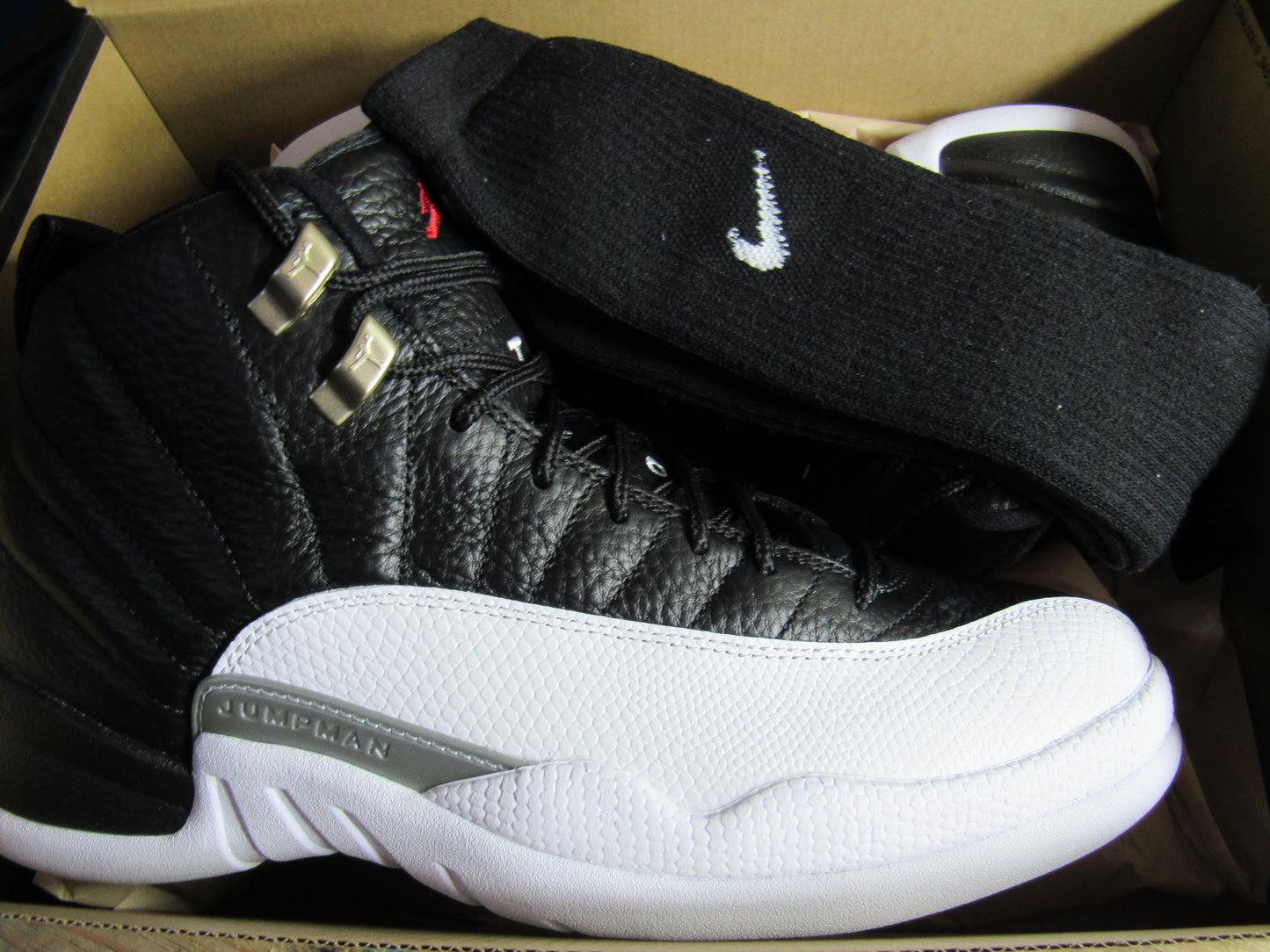 JORDAN 12 PLAYOFFS EDITION EN CAJA