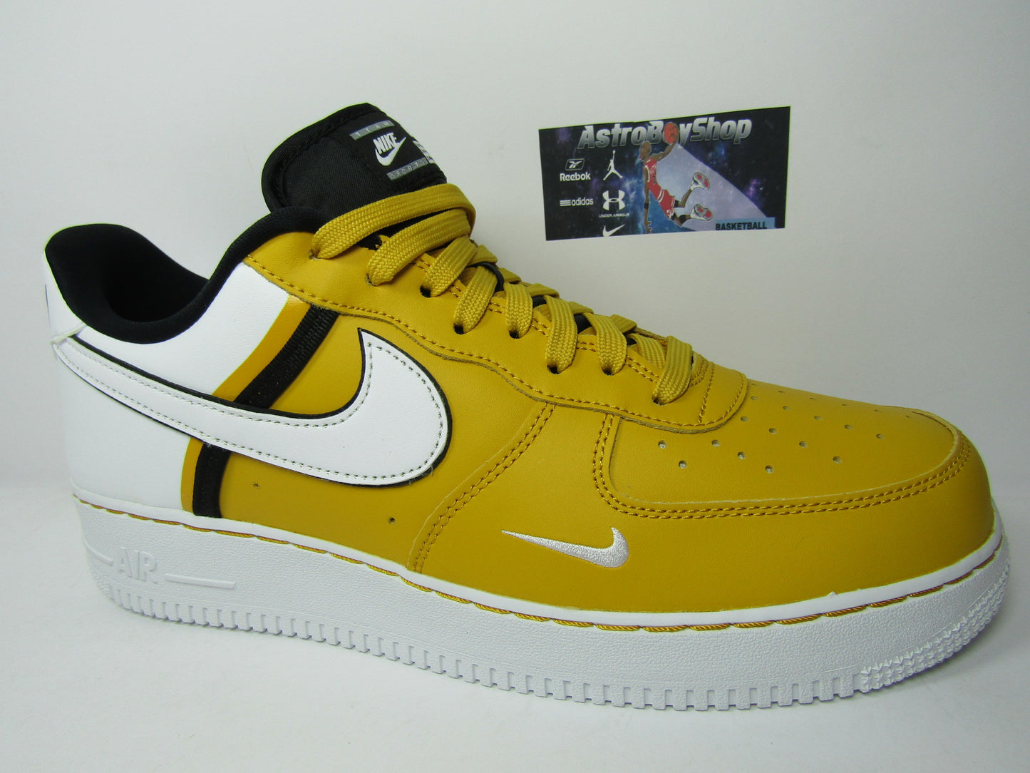 NIKE AIR FORCE ONE "SULFUR" EN CAJA