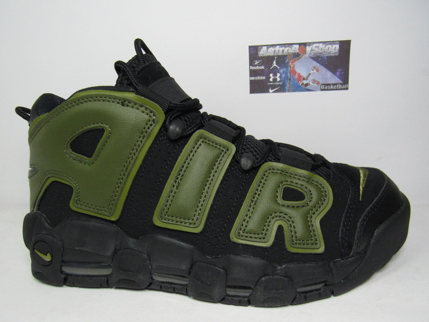 PIPPEN AIR MORE UPTEMPO ROUGH GREEN EN CAJA