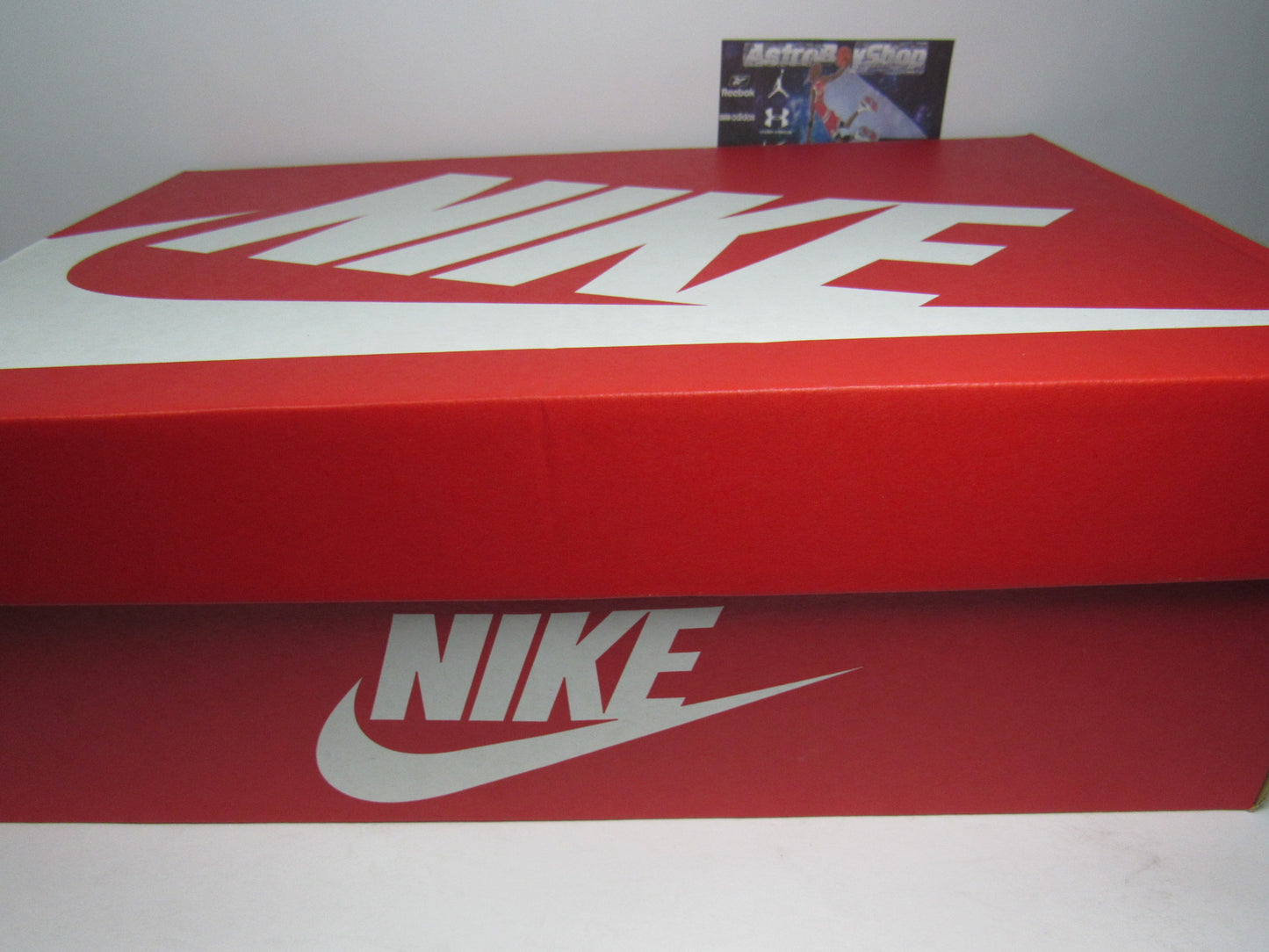 PIPPEN AIR MORE UPTEMPO ROUGH GREEN EN CAJA