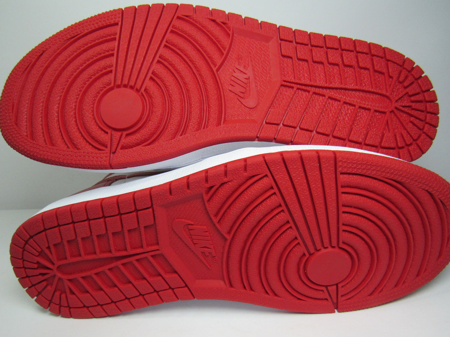 JORDAN 1 HIGH HERITAGE EN CAJA