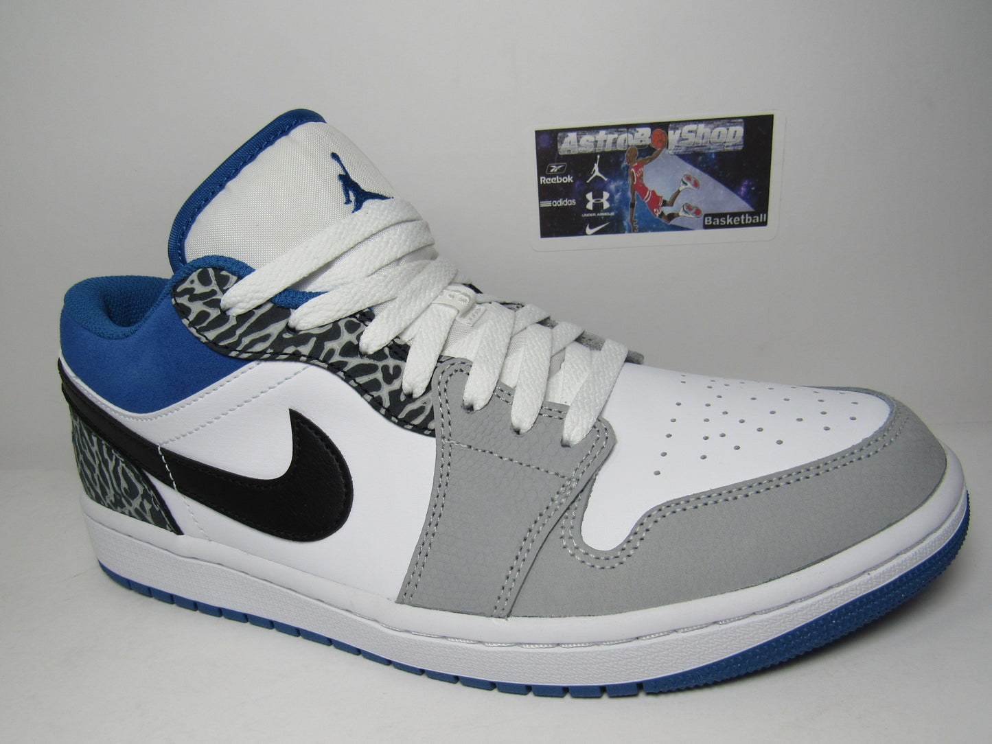 JORDAN 1 LOW SE TRUE BLUE EDITION EN CAJA