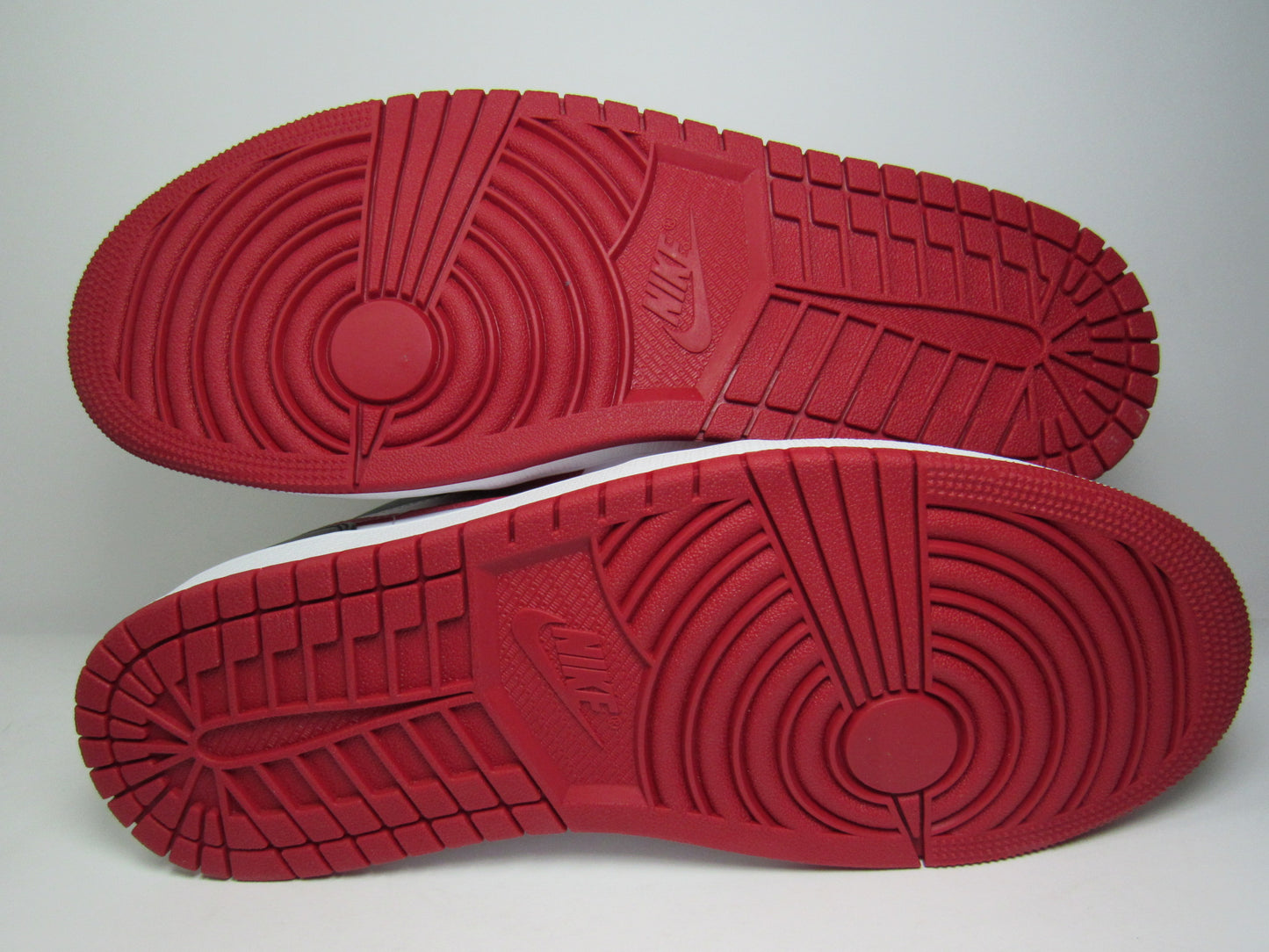 JORDAN 1 LOW CHICAGO BULLS EDITION EN CAJA