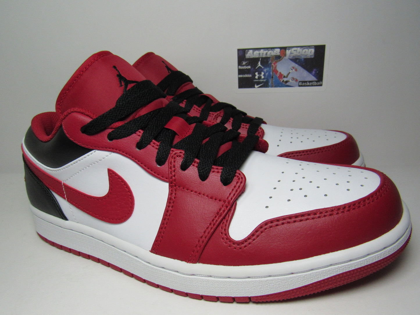 JORDAN 1 LOW CHICAGO BULLS EDITION EN CAJA