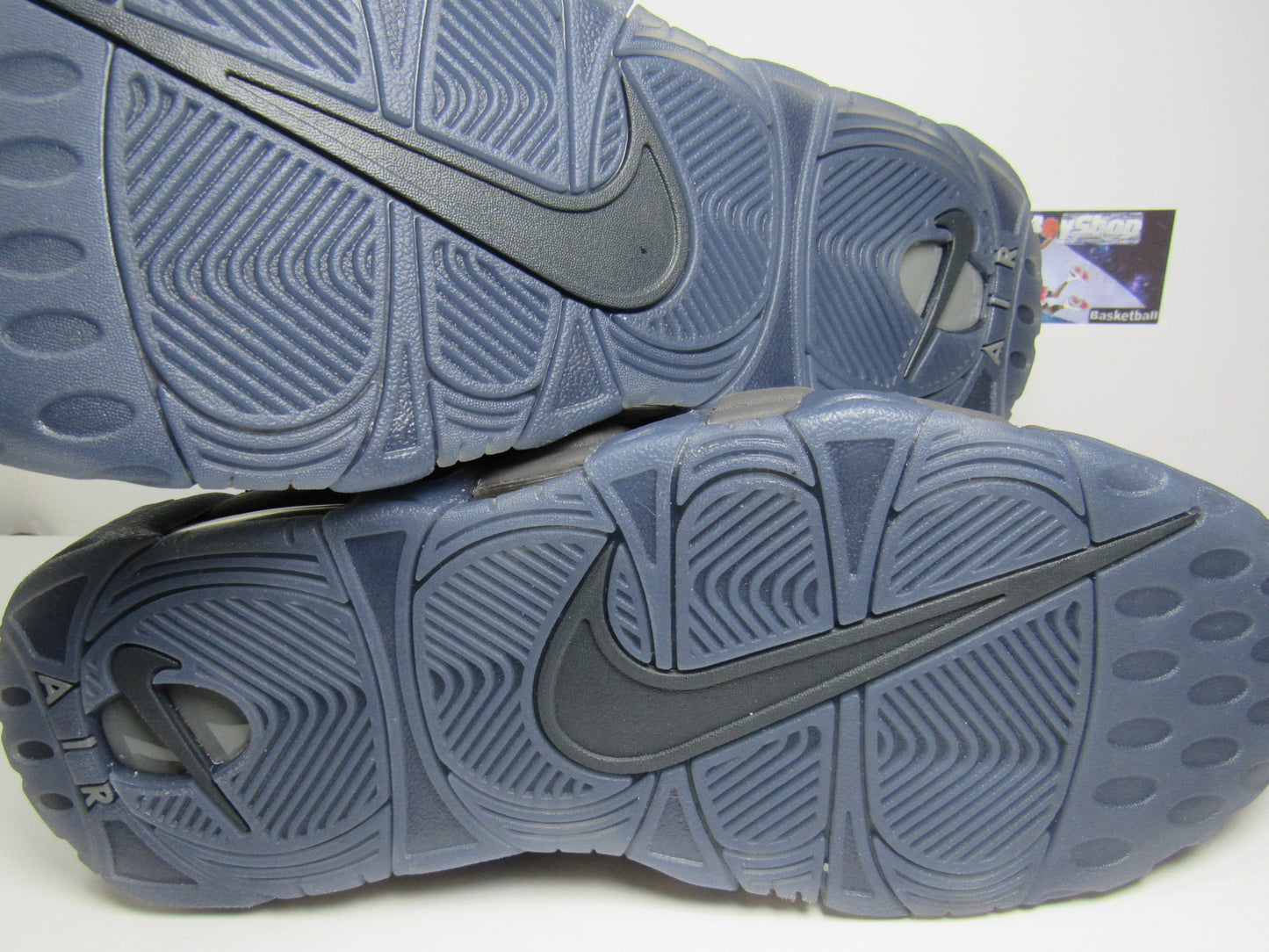 PIPPEN AIR MORE UPTEMPO "COPY PASTE" GREY EN CAJA