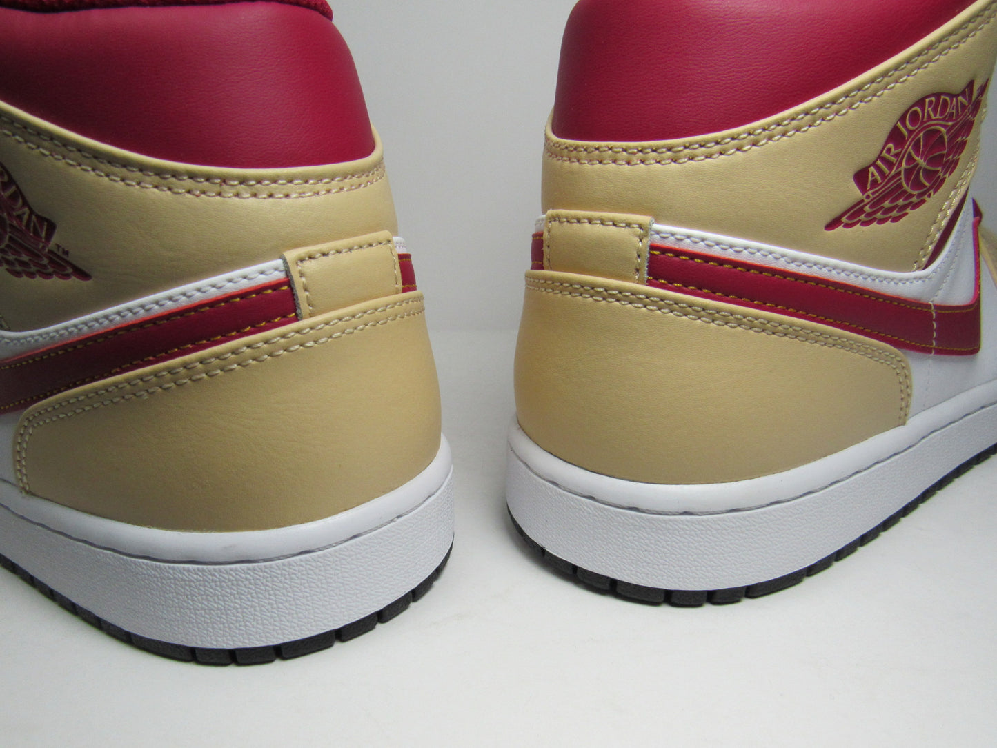 JORDAN 1 MID ONYX EDITION EN CAJA