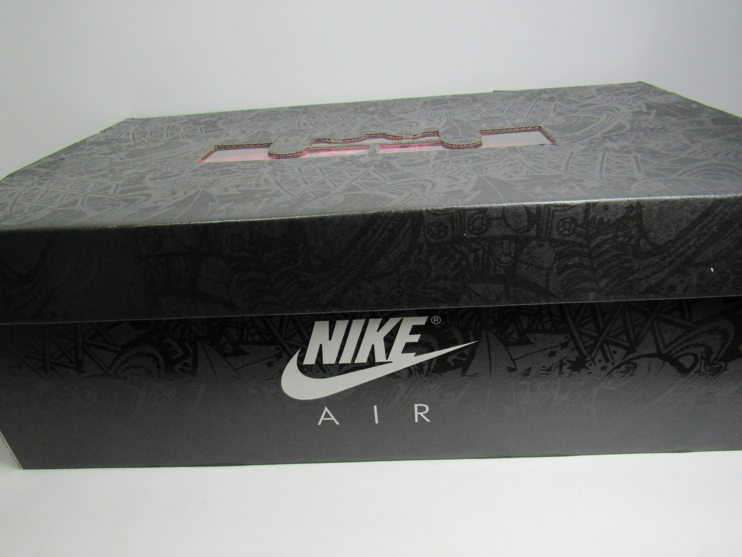 LEBRON 19 TROPICAL EN CAJA