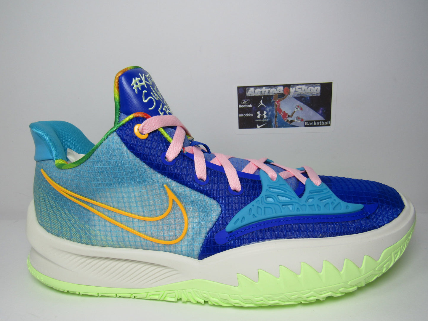 KYRIE IRVING 4 LOW "FRESH" EN CAJA