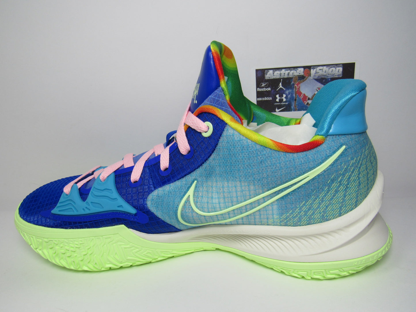 KYRIE IRVING 4 LOW "FRESH" EN CAJA