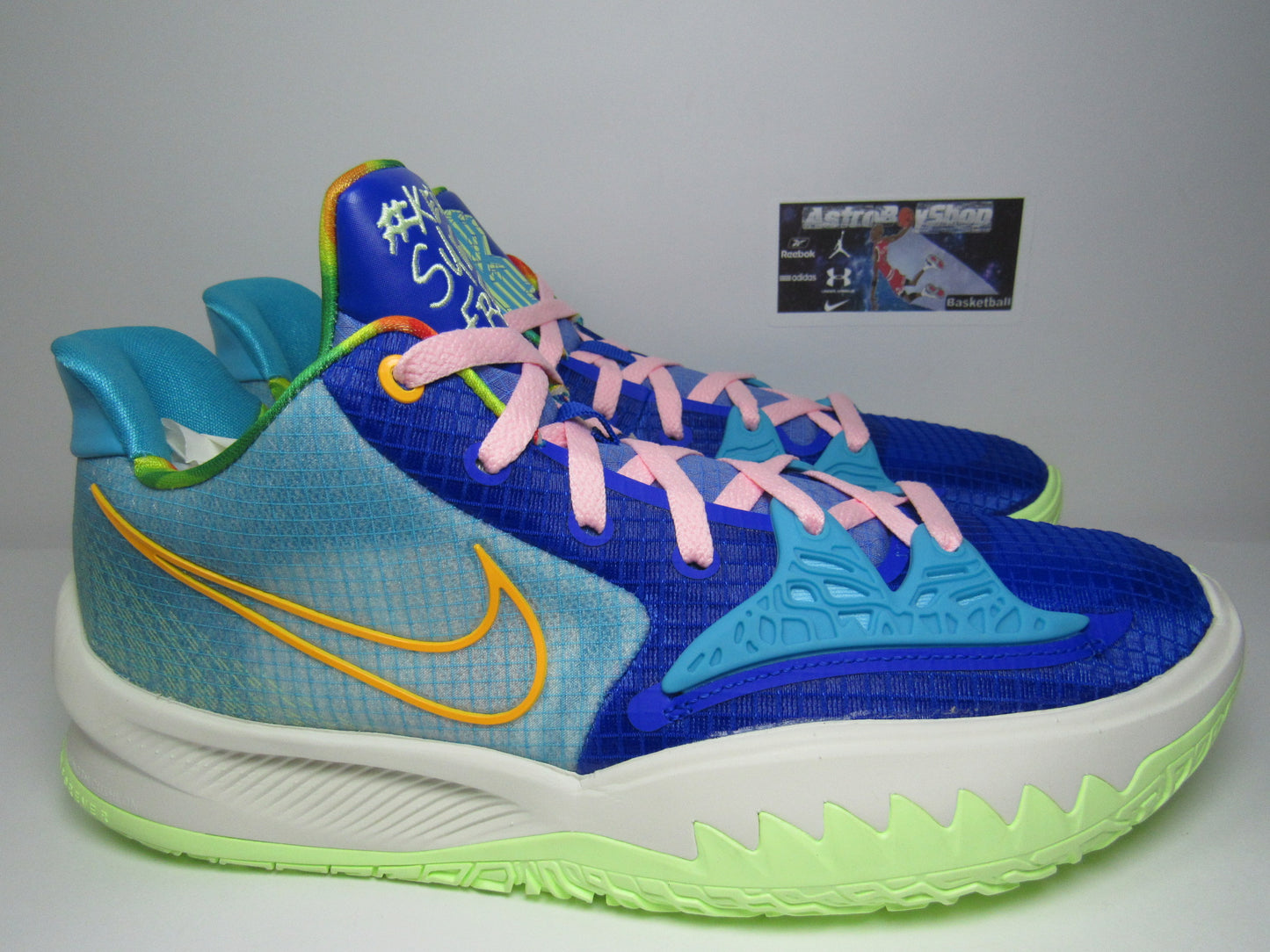 KYRIE IRVING 4 LOW "FRESH" EN CAJA