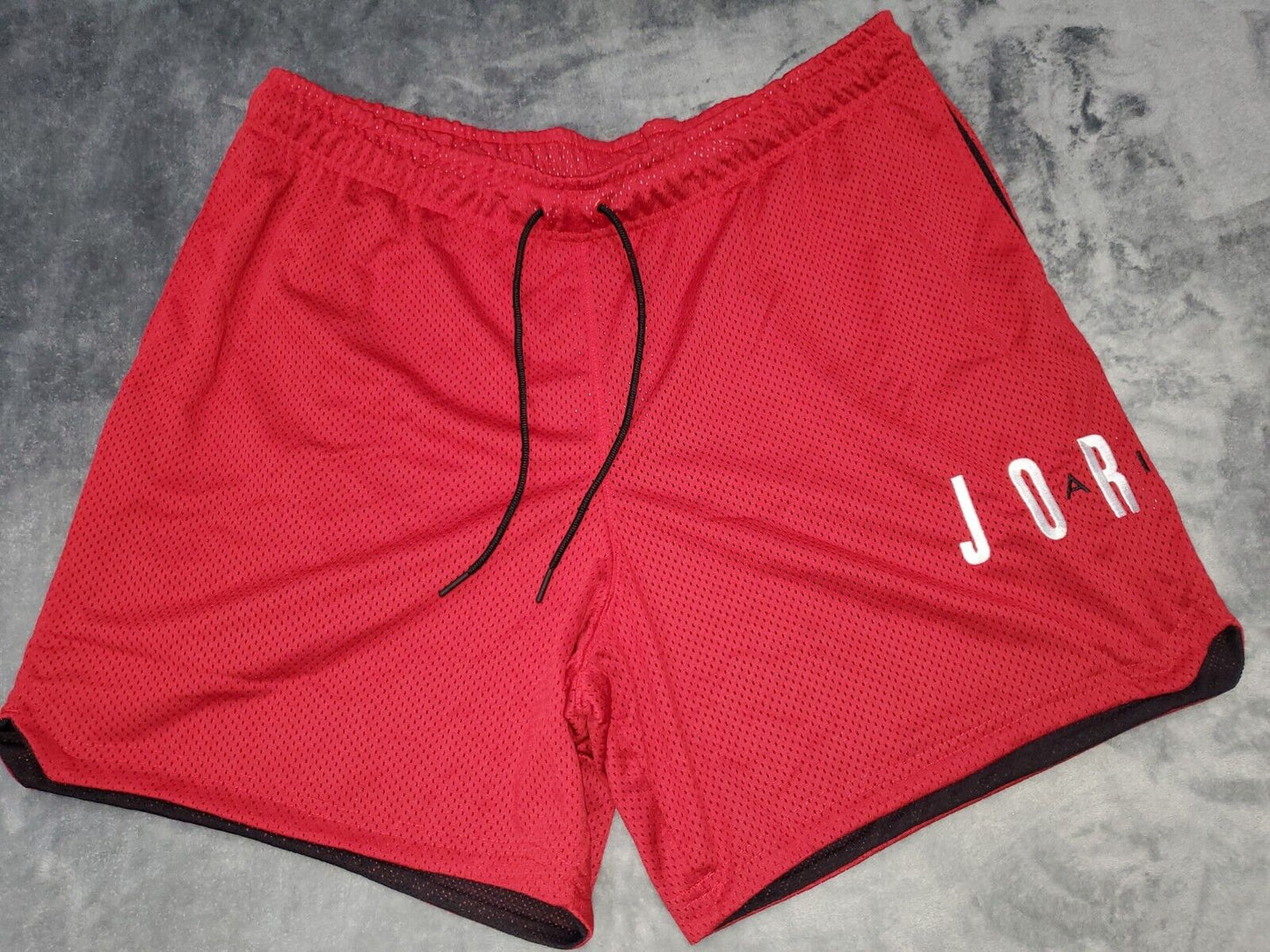 SHORT AIR JORDAN MESH GYM RED GRUESO