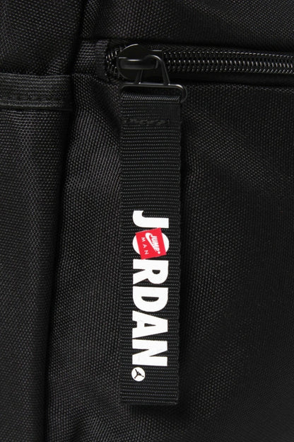 MOCHILA JORDAN JUMPMAN QUAD (21L) ESP LAPTOP 15"