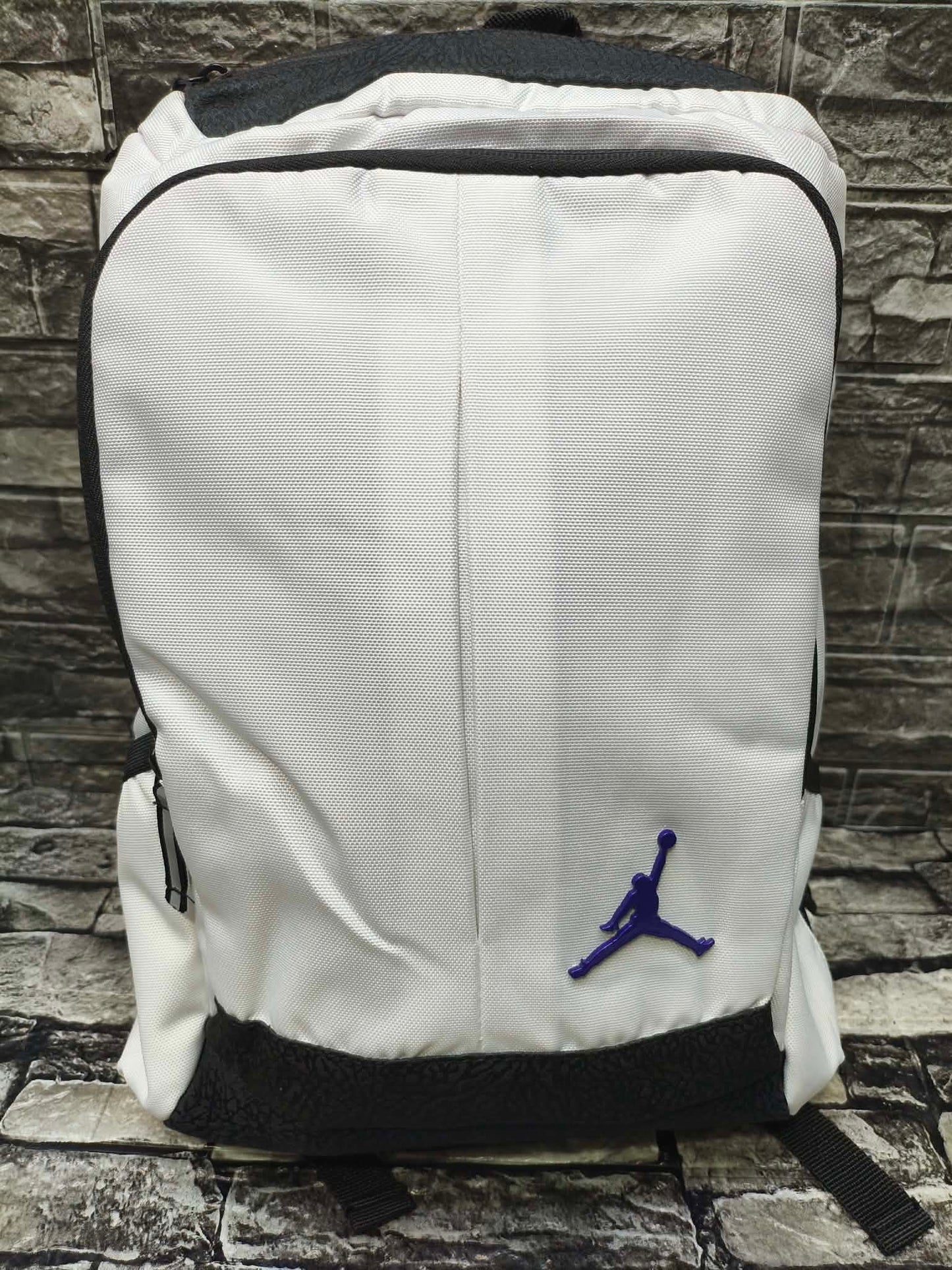 MOCHILA JORDAN BAGPACK SCHOOL CONCORD ESP LAPTOP 14" oferta