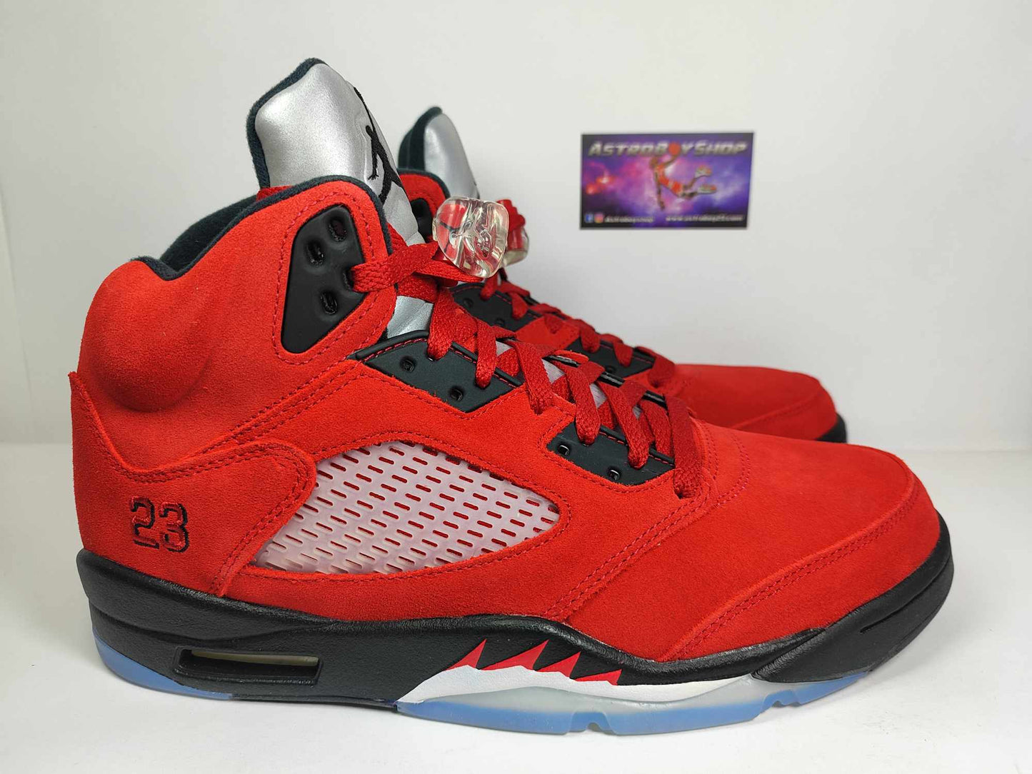 JORDAN 5 TORO BRAVO EN CAJA