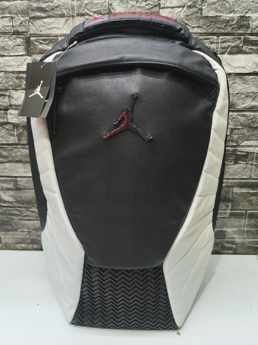 MOCHILA JORDAN 12 PLAYOFFS EDITION ESP LAP 15" oferta!!