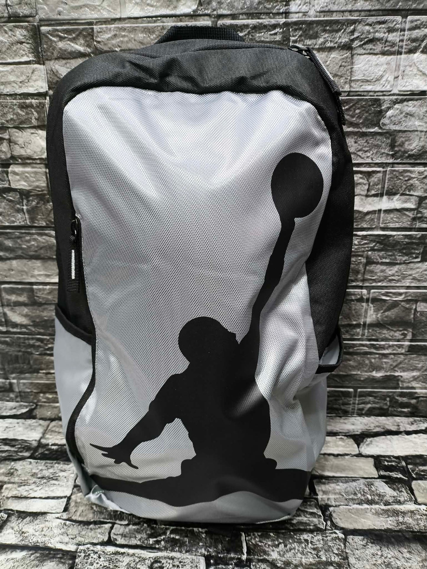 MOCHILA JORDAN SPLIT BAGPACK SILVER BLACK ESP LAP 14"