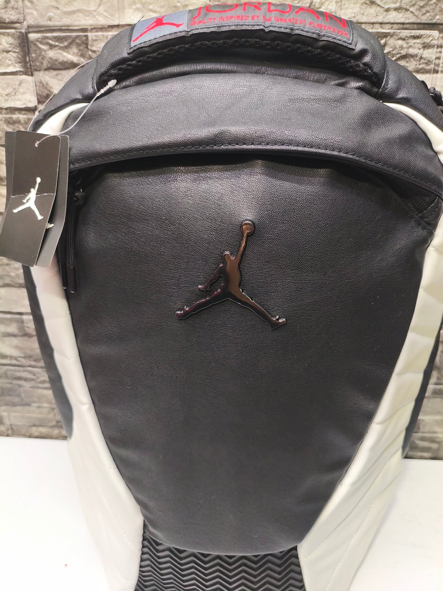 MOCHILA JORDAN 12 PLAYOFFS EDITION ESP LAP 15" oferta!!