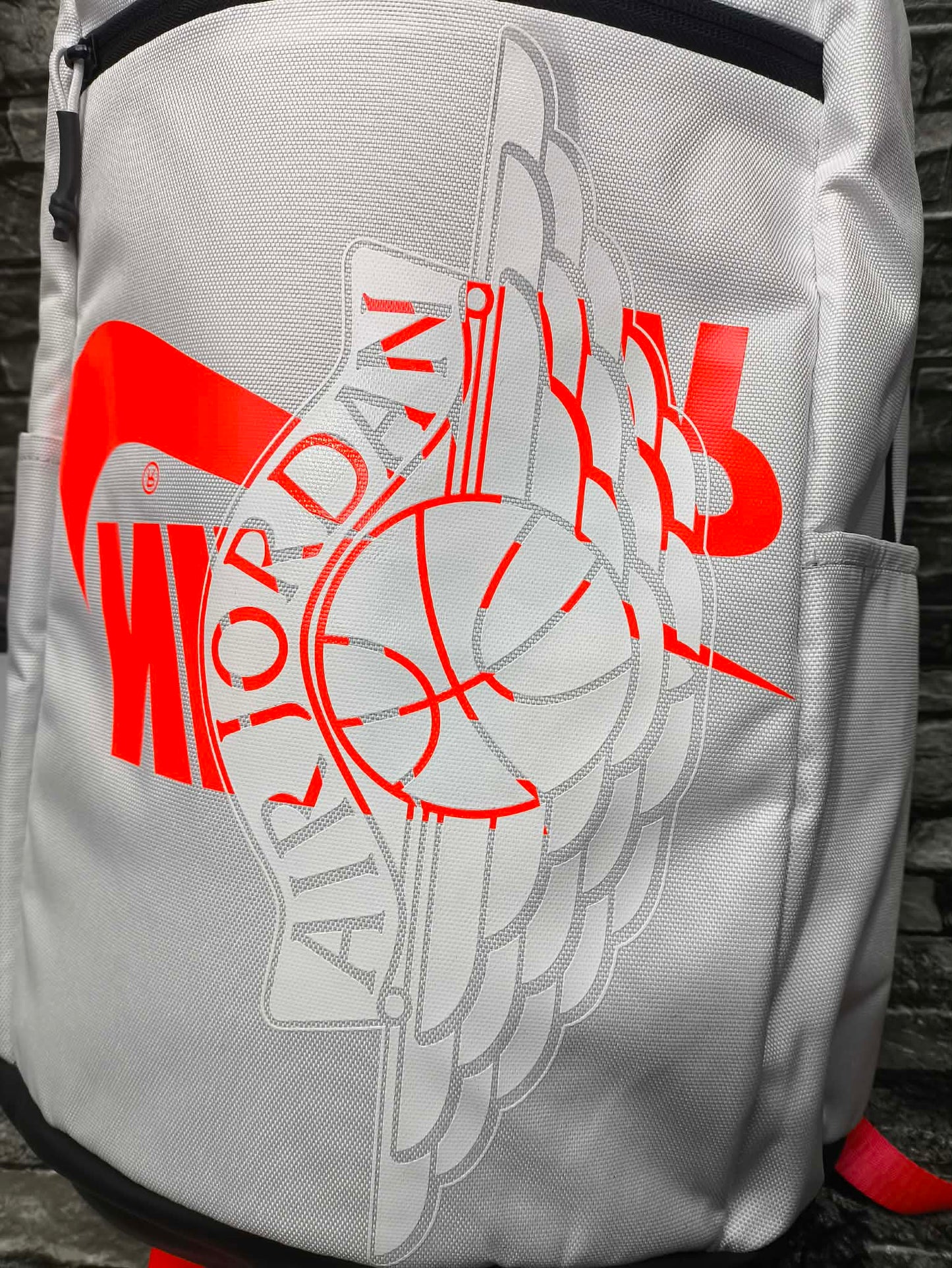 MOCHILA JORDAN JUMPMAN CLASSICS REMIX INFRARED ESP LAPTOP