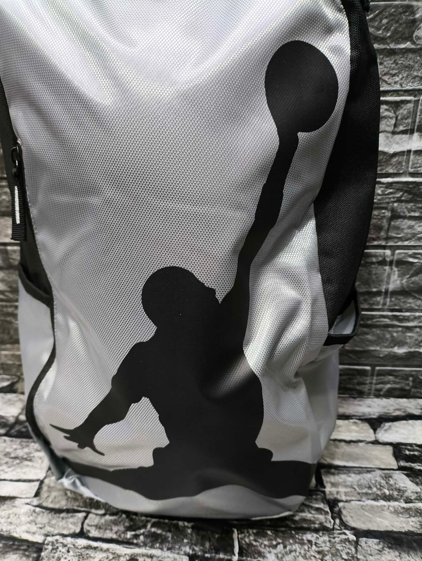 MOCHILA JORDAN SPLIT BAGPACK SILVER BLACK ESP LAP 14"