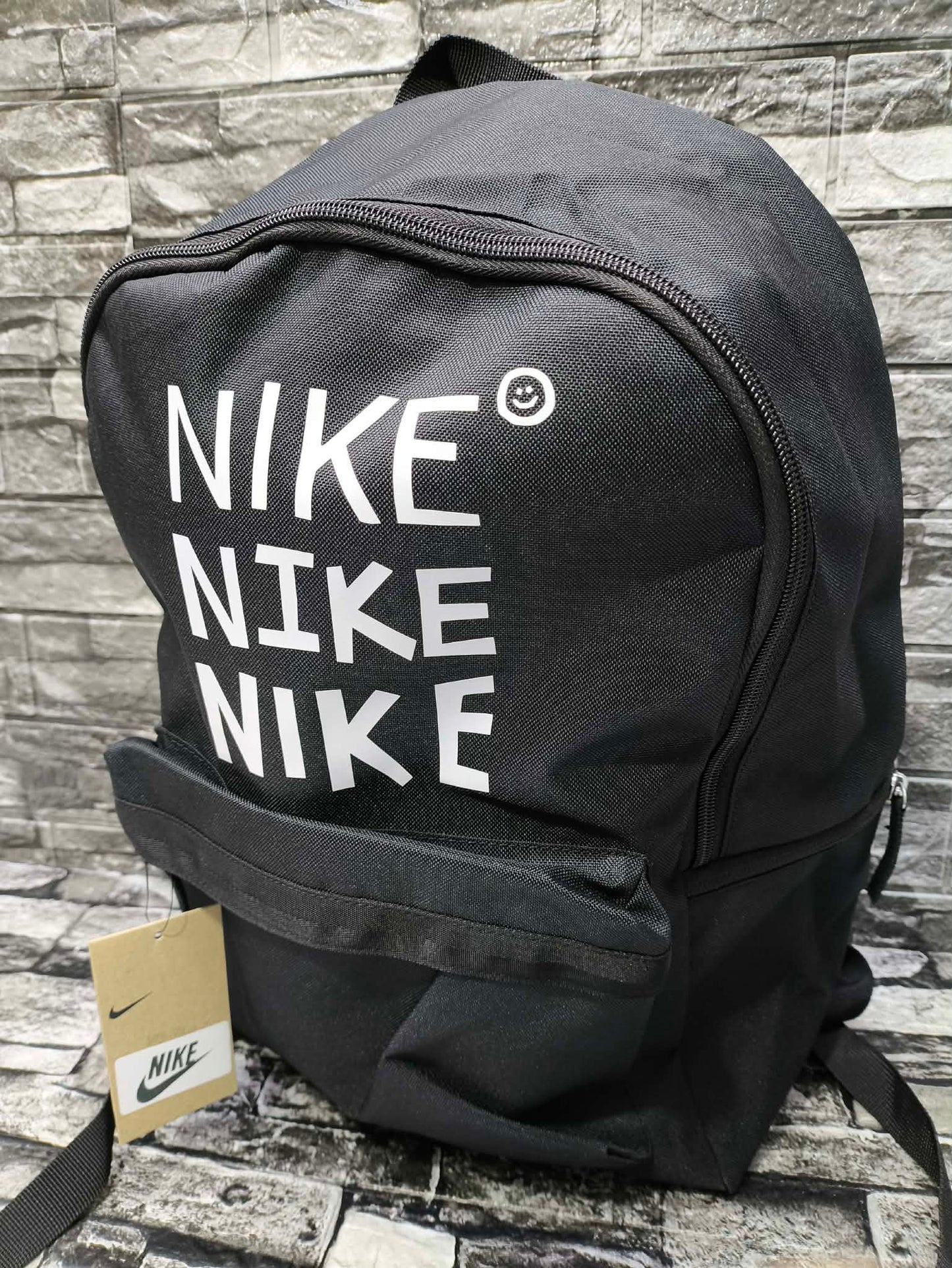 MOCHILA NIKE HERITAGE HBR  BLACK (42 ALTO X 28 ANCHO ESP LAP 15")