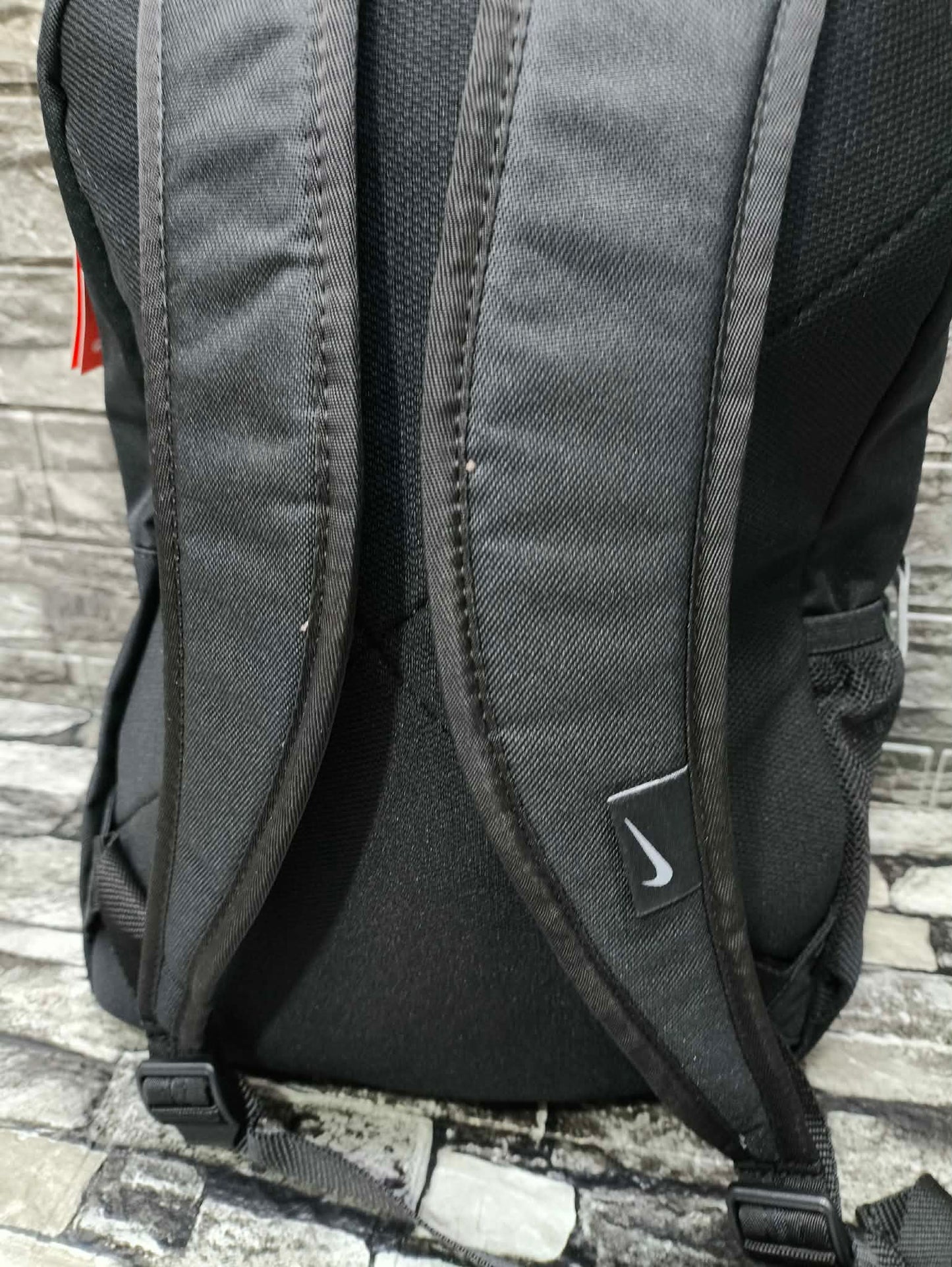 MOCHILA NIKE ELEMENTAL BASICS CAMO (40CM ALTO X 25CM ANCHO)