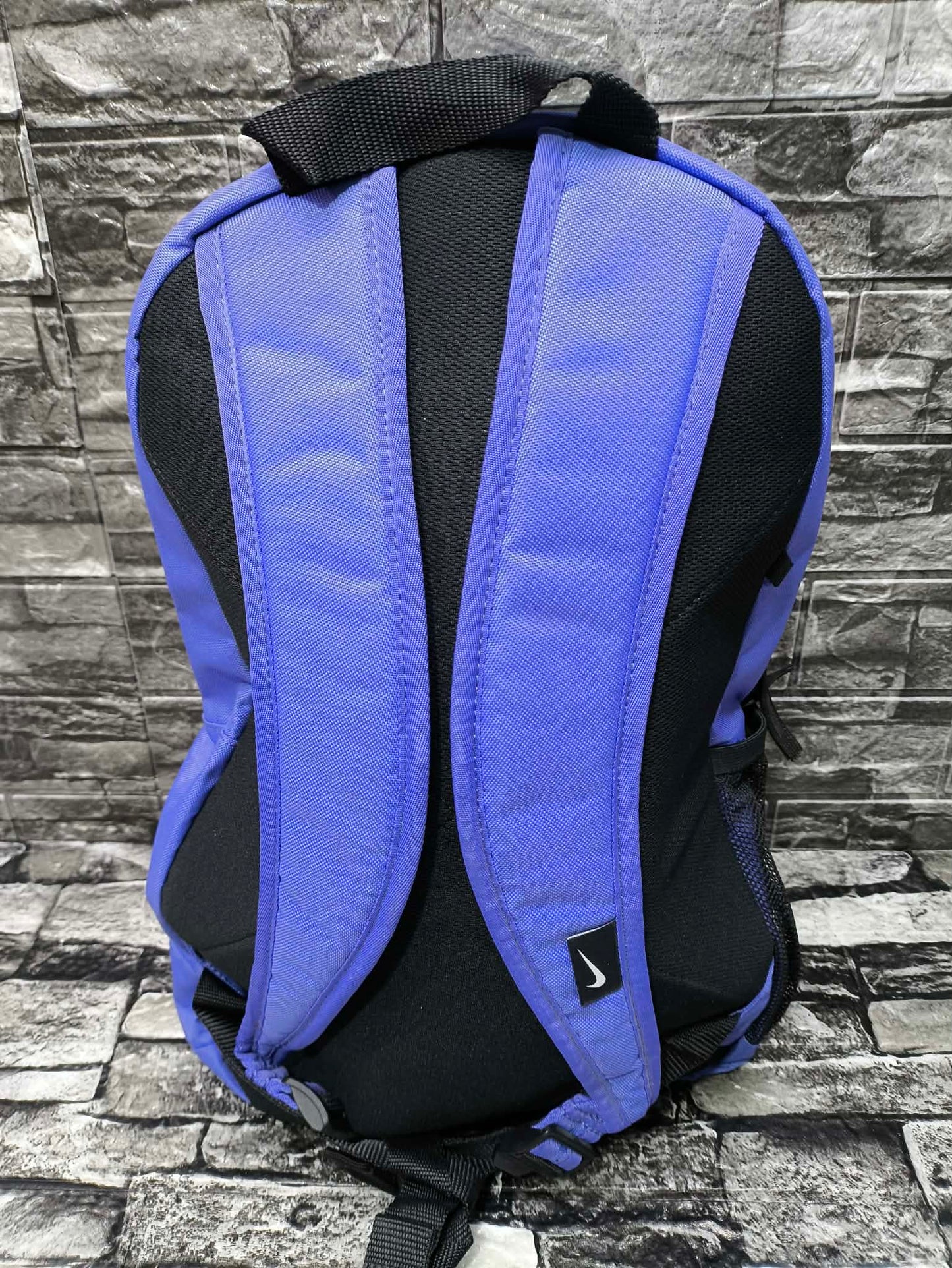 MOCHILA NIKE ELEMENTAL PURPLE (40 ALTO X 27CM ANCHO)