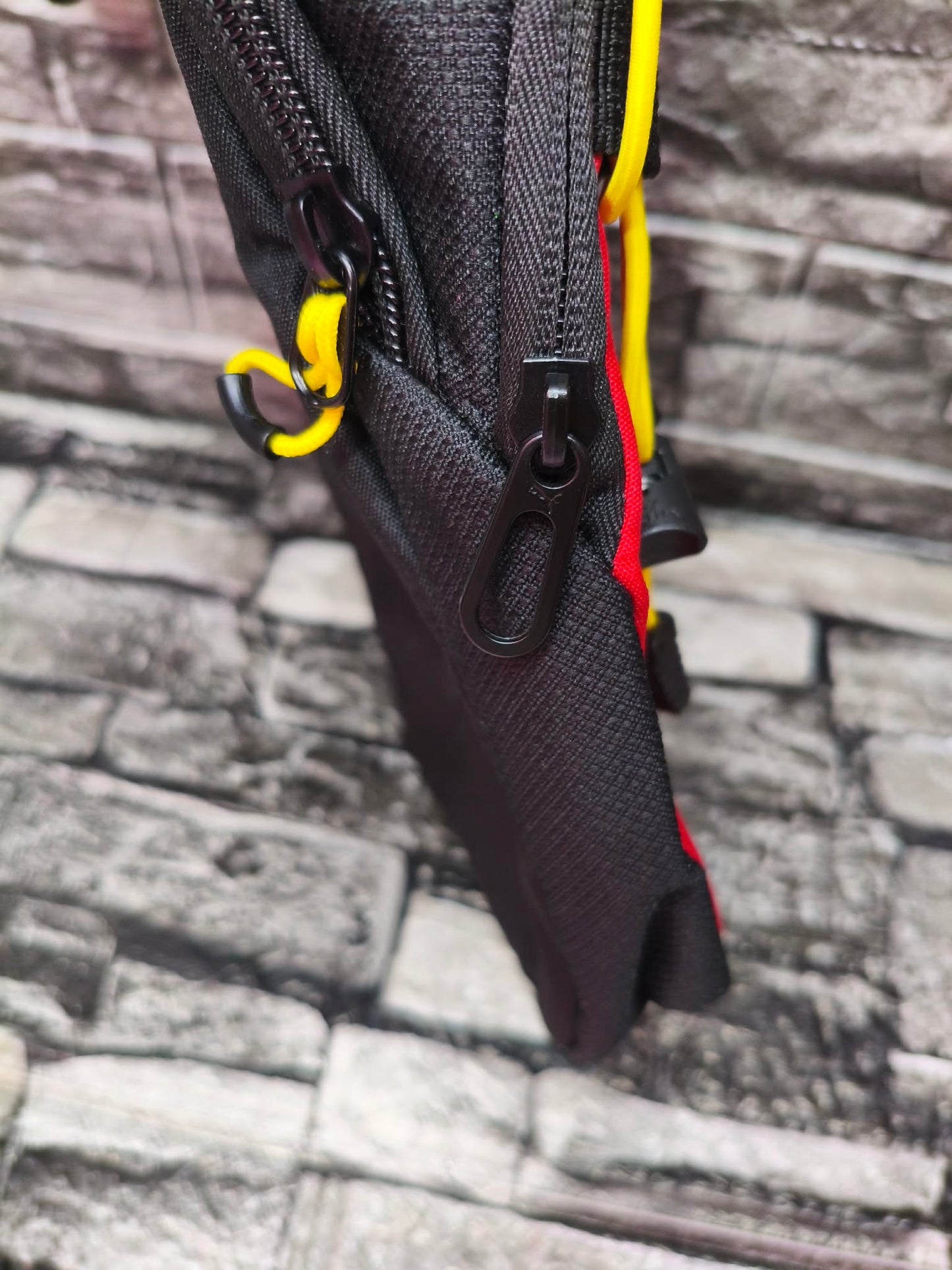 MARICONERA PUMA FERRARI RED