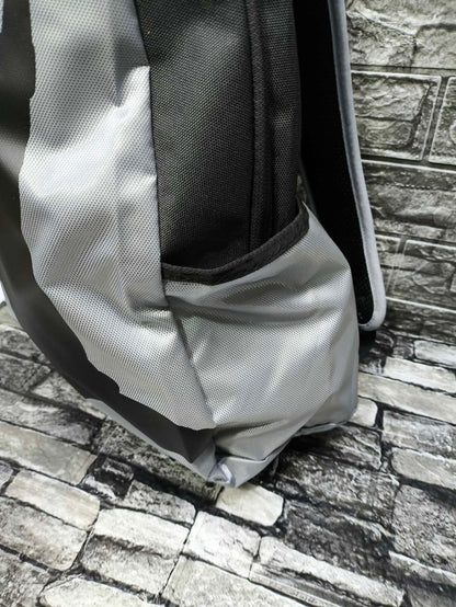 MOCHILA JORDAN SPLIT BAGPACK SILVER BLACK ESP LAP 14"