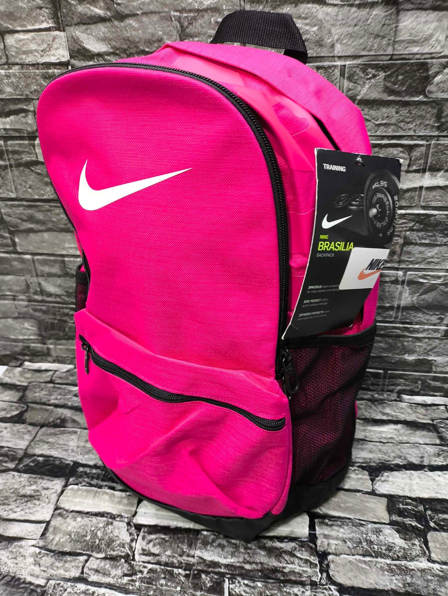 MOCHILA NIKE BRASILIA BAGPACK FUCHSIA (42 ALTO X 28CM ANCHO ESP LAP 15")