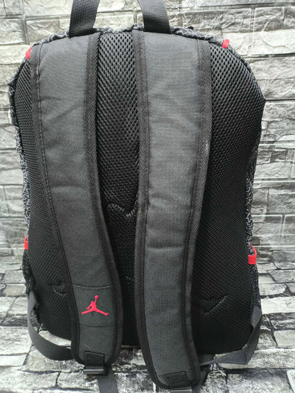 MOCHILA JORDAN JUMPMAN23 ELEPHANT PRINT LOGO DE METAL