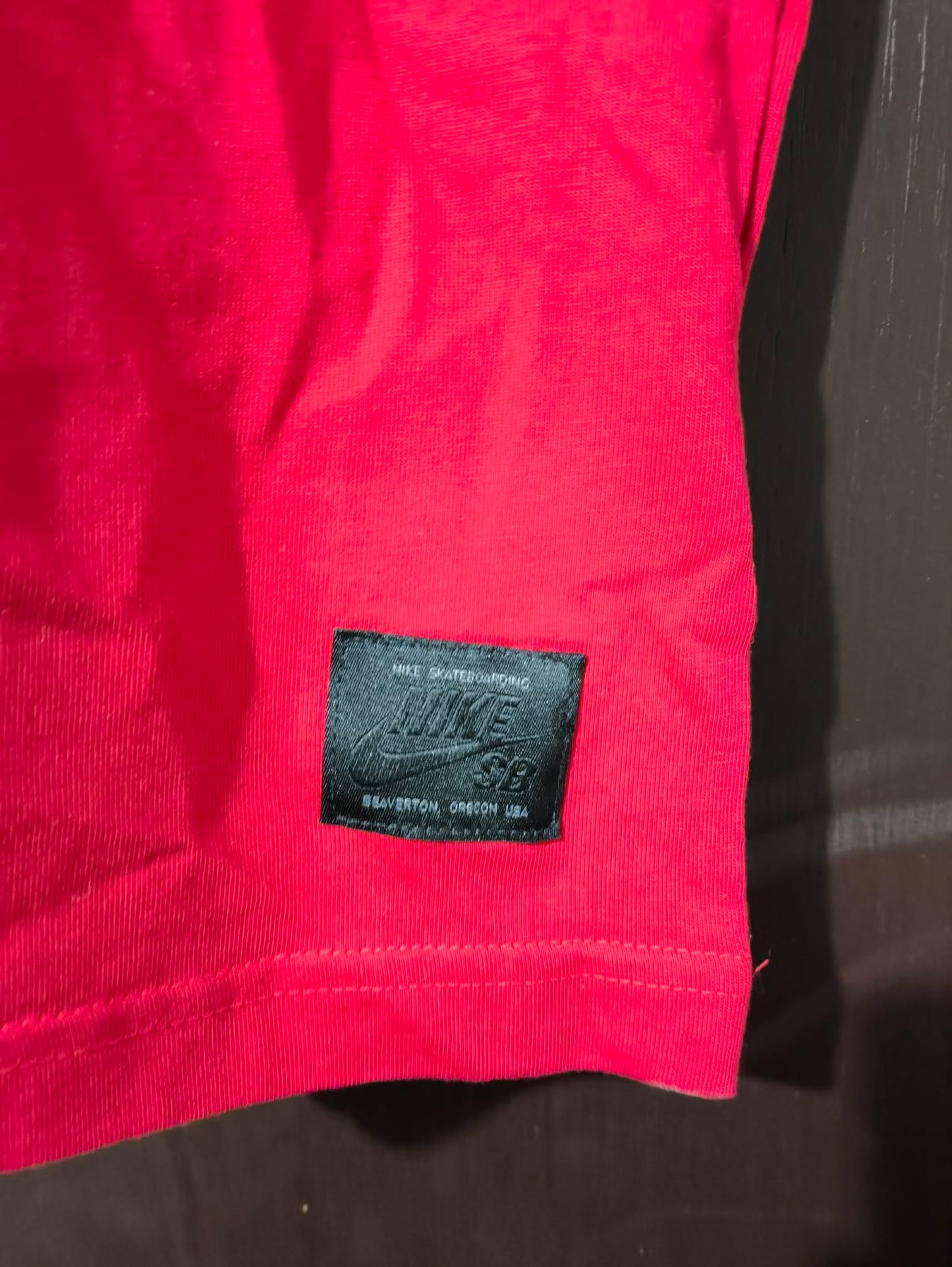 PLAYERA NIKE SB GYM RED (L)