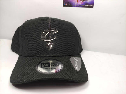 GORRA CURVA NEW ERA CAVALIERS DIAMON UNITALLA