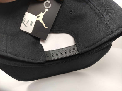 GORRA JORDAN PLANA BRED 2015 CON HOLOGRAMA UNITALLA ADULTO