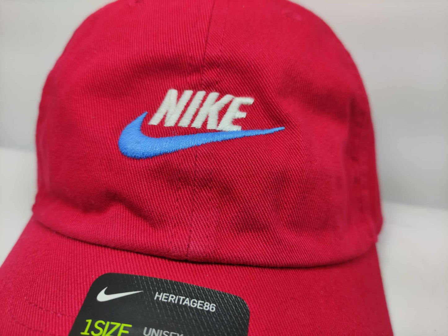 GORRA NIKE CURVA H86 PRELAVADA GYM RED UNITALLA