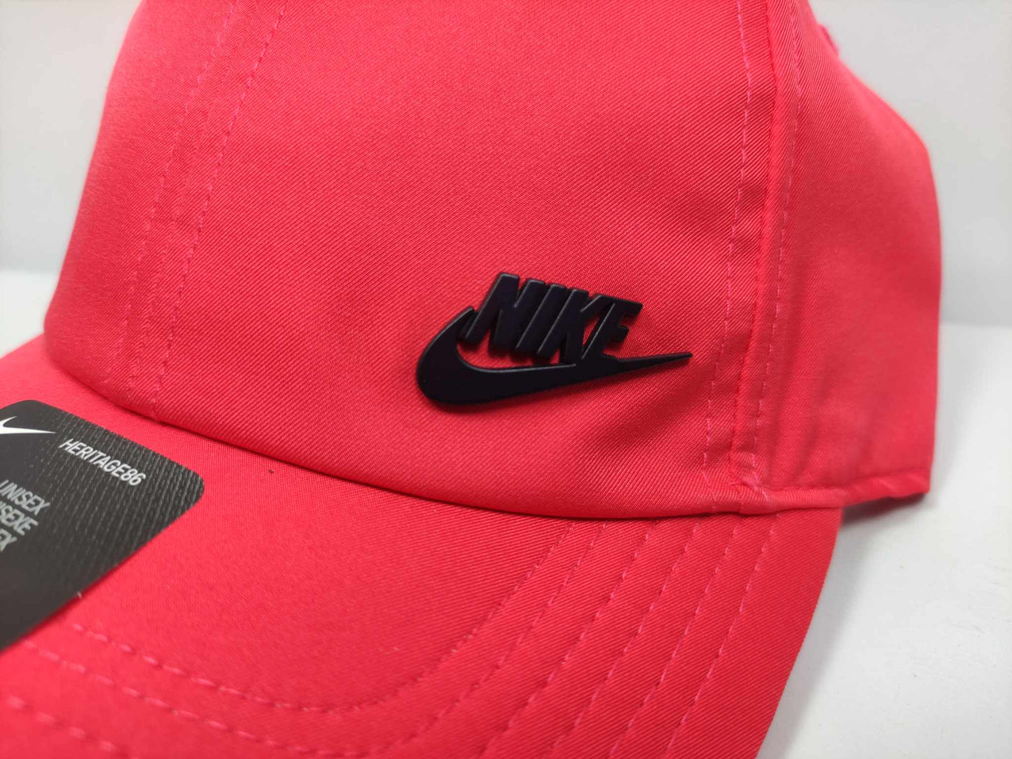 GORRA CURVA NIKE AEROBILL H86 RED TRAINING O RUNNING DELGADA