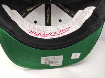 GORRA PLANA HORNETS BLACK MITCHELL AND NESS