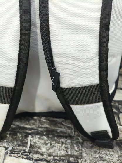 MOCHILA JORDAN BAGPACK SCHOOL CONCORD ESP LAPTOP 14" oferta