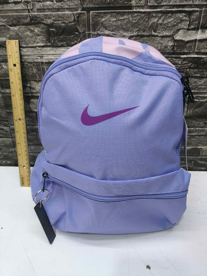 MINI BAG NIKE BRASILIA LILA PINK (30CM ALTO X 25CM ANCHO)