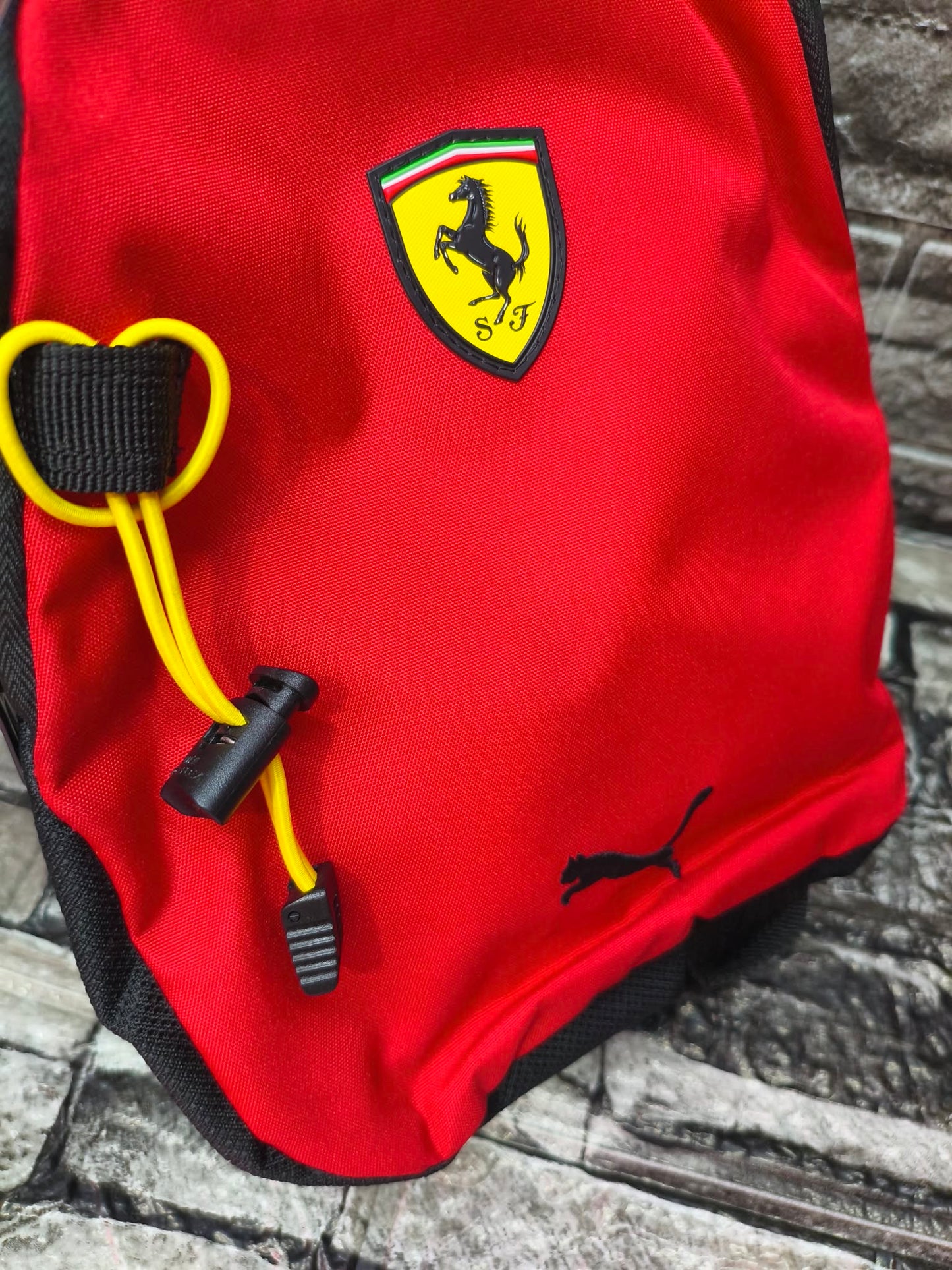 MARICONERA PUMA FERRARI RED