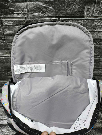 MOCHILA NIKE BRASILIA STARS PINK (36CM ALTO X 23CM ANCHO)