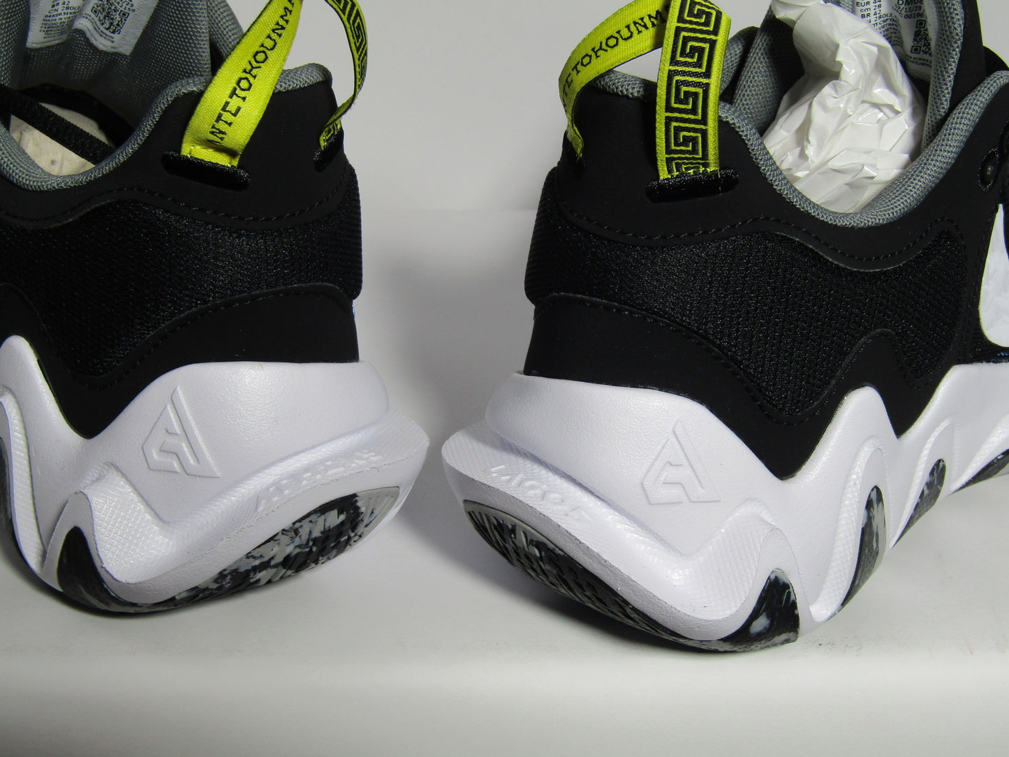 NIKE GIANNIS IMMORTALITY 2 SEUZ EN CAJA NIKE