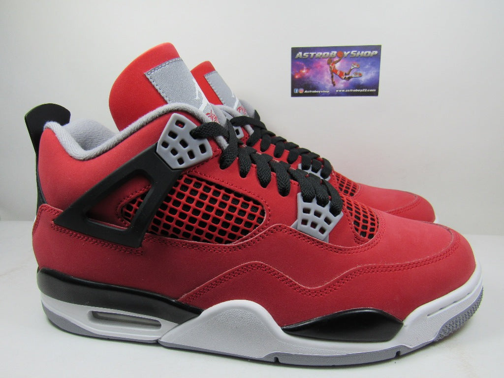 JORDAN 4 TORO BRAVO 2026 EN CAJA