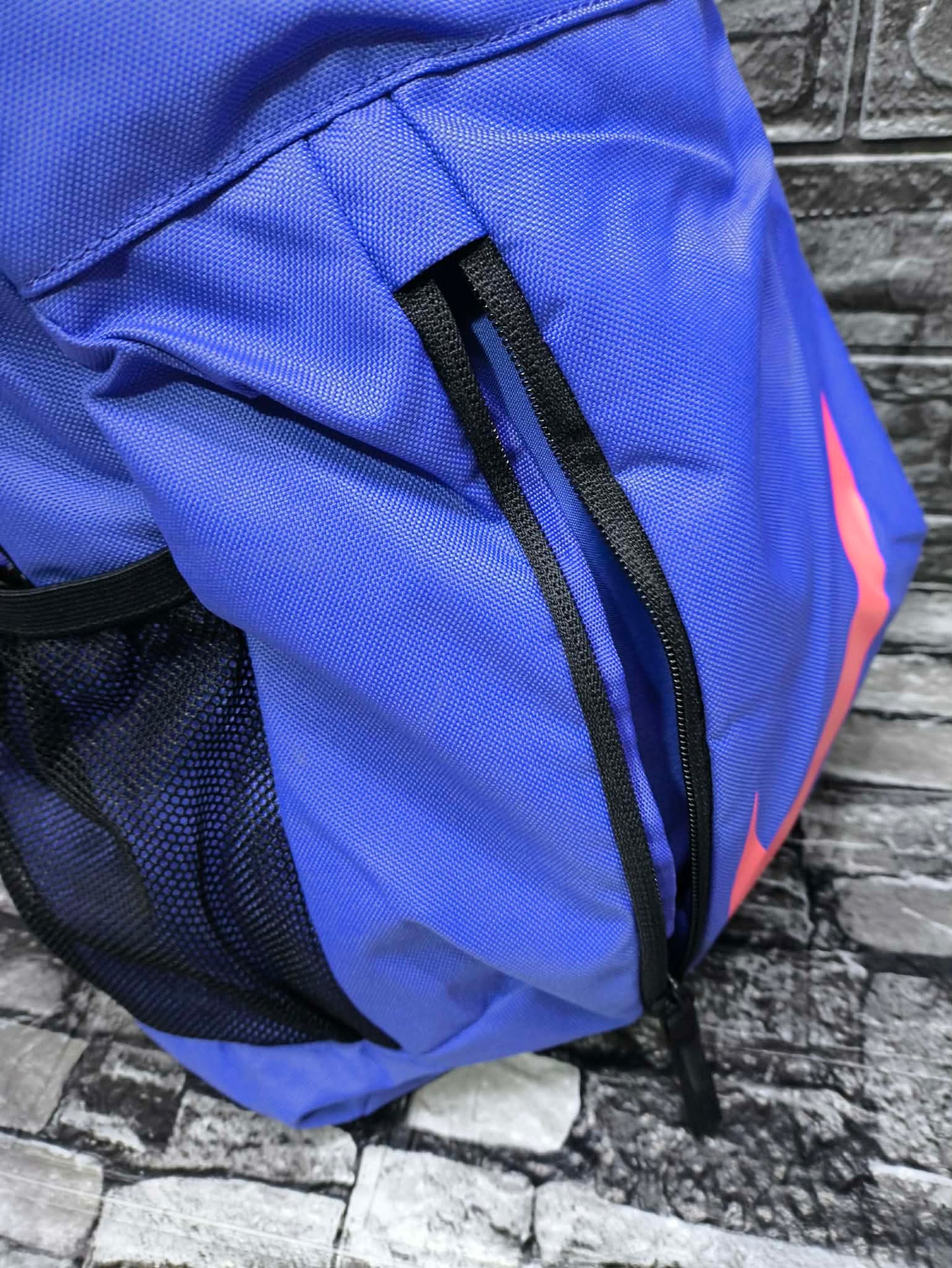 MOCHILA NIKE ELEMENTAL PURPLE (40 ALTO X 27CM ANCHO)
